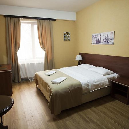 Lords Hotel Tbilisi Bagian luar foto