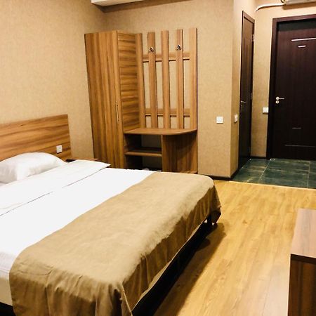 Lords Hotel Tbilisi Bagian luar foto