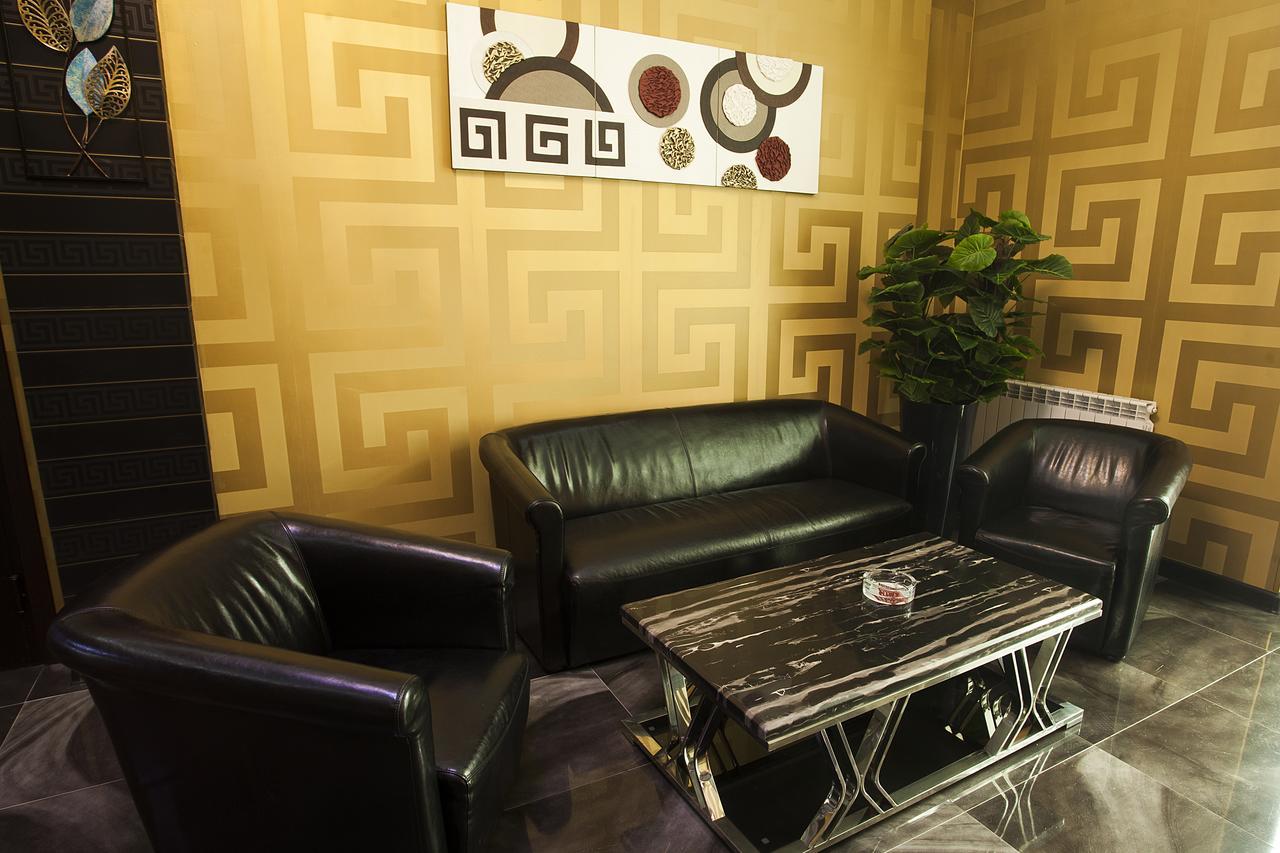 Lords Hotel Tbilisi Bagian luar foto