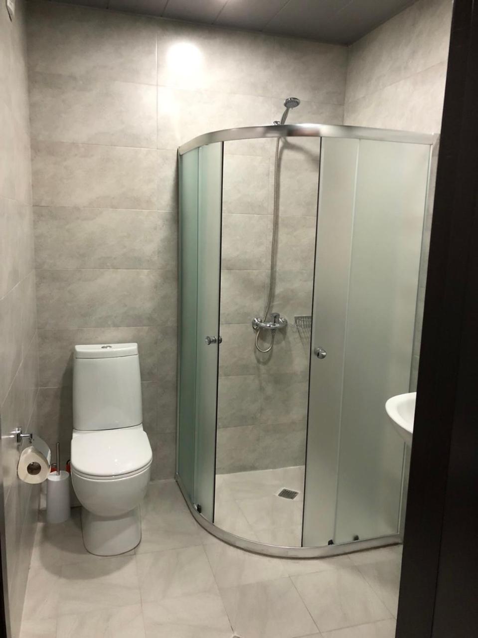 Lords Hotel Tbilisi Bagian luar foto