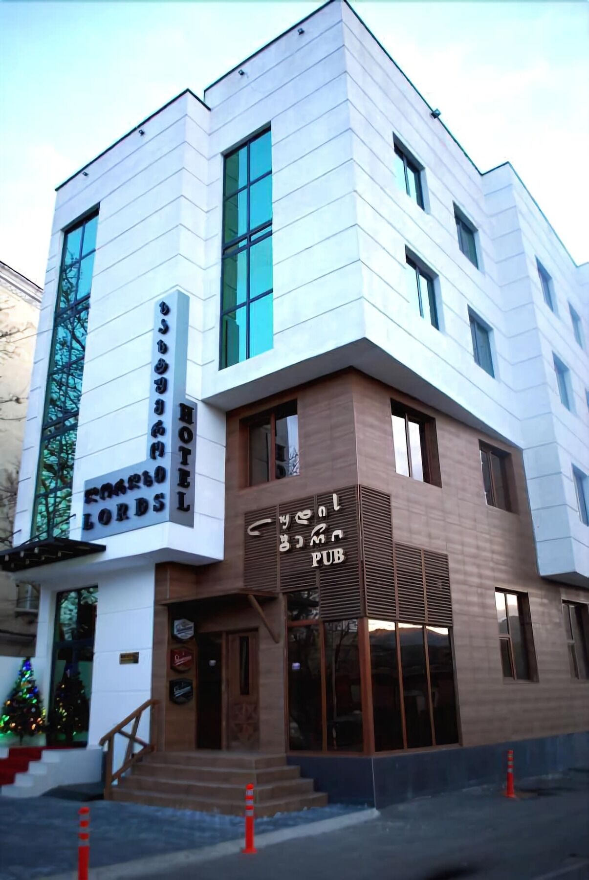 Lords Hotel Tbilisi Bagian luar foto