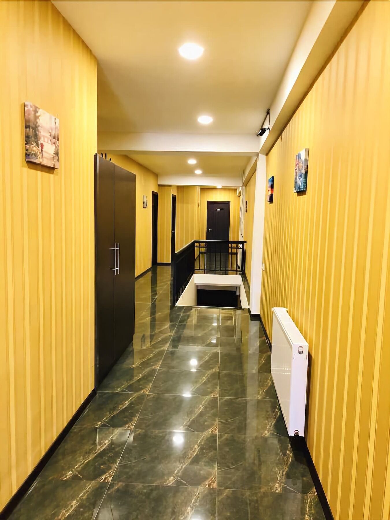 Lords Hotel Tbilisi Bagian luar foto